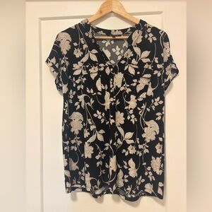 Lily Morgan Large Floral Women's Blouse in Black and Cream